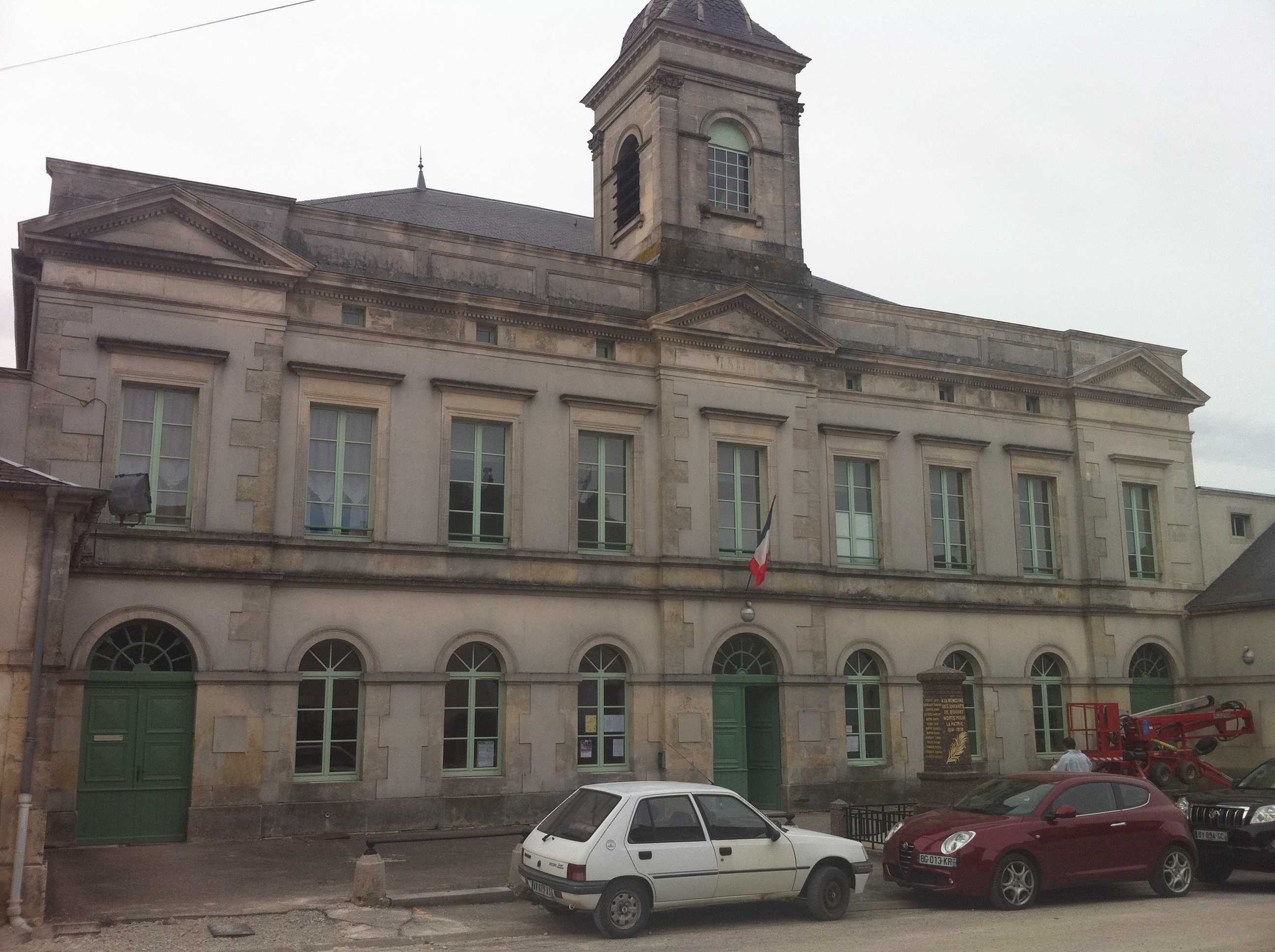 Église avant la rénovation de la façade