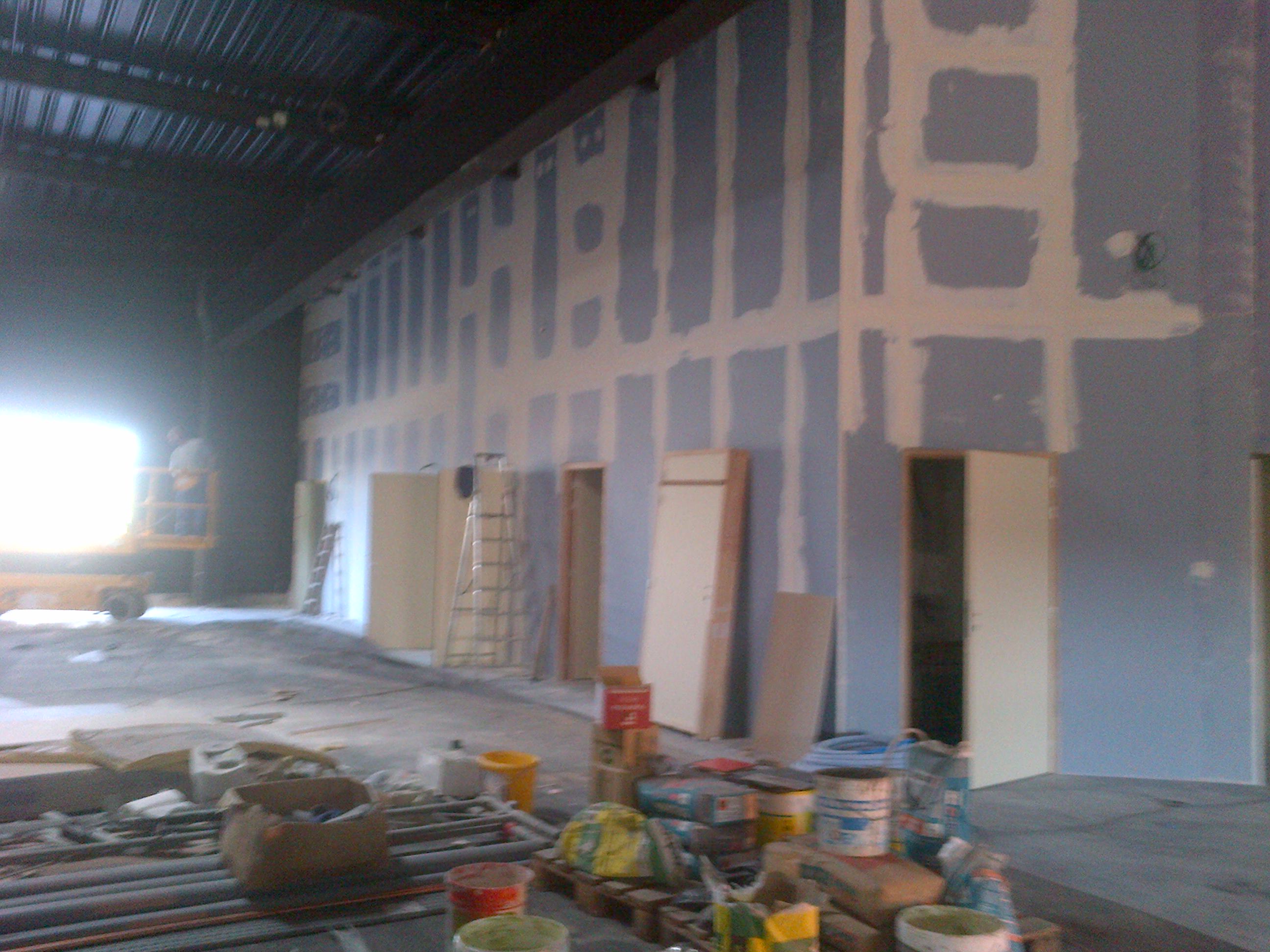Salle avant les travaux de peinture